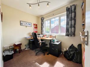 Photo 25- click for photo gallery